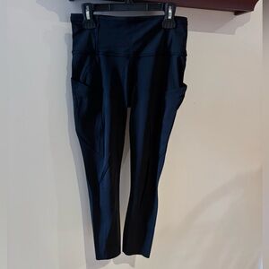Lululemon Athletica Black Leggings with Side Pockets